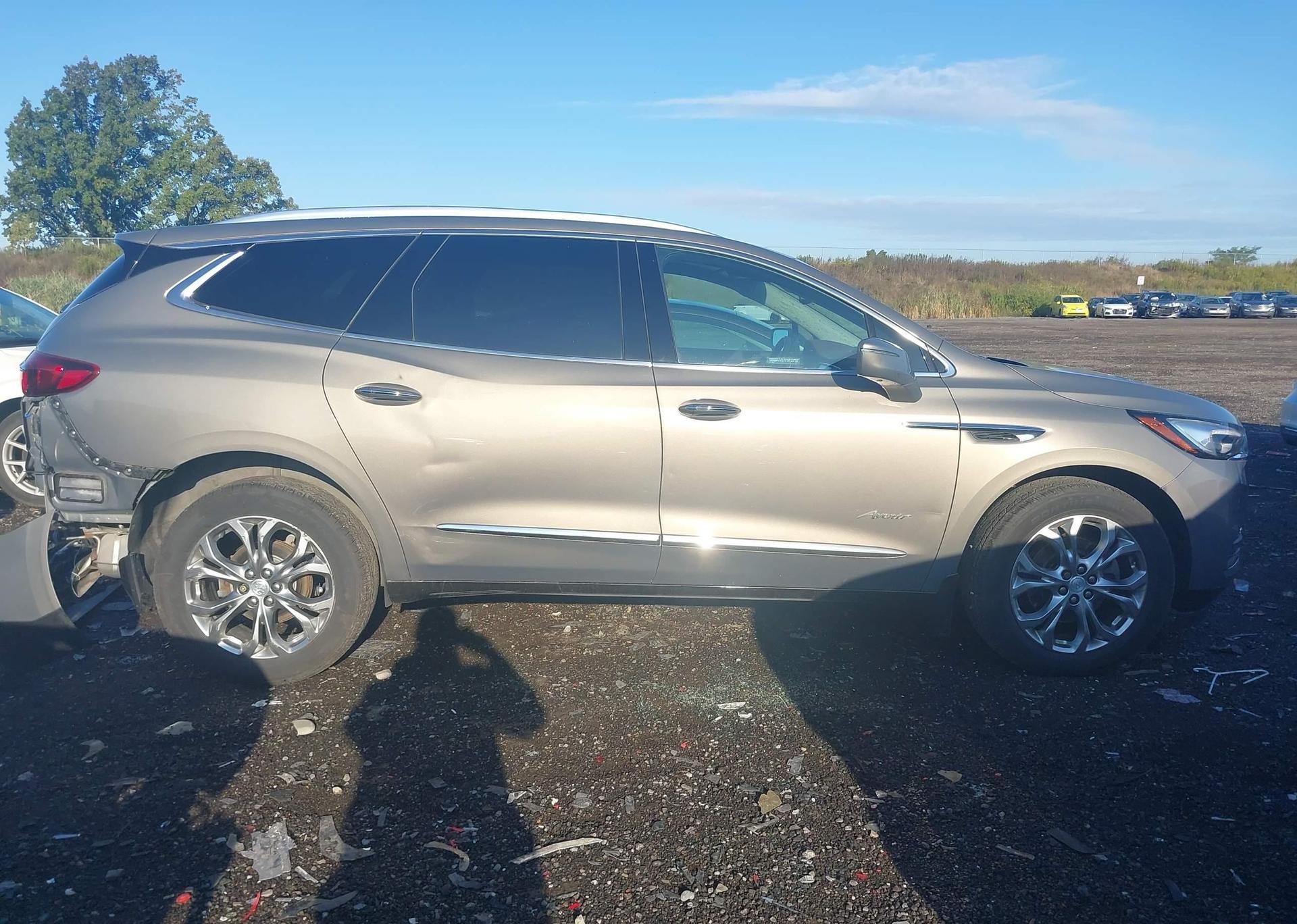 2018 BUICK ENCLAVE AVENIR