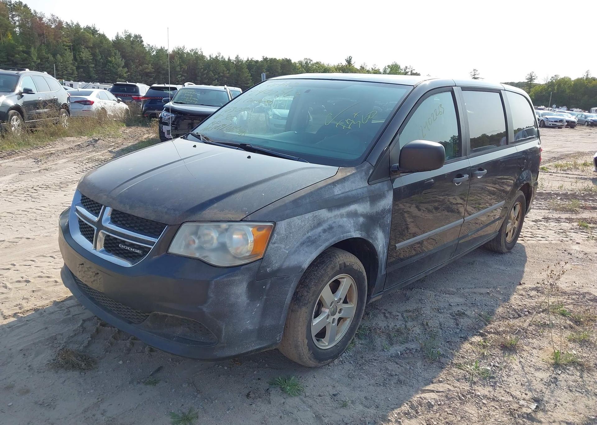 2011 DODGE GRAND CARAVAN EXPRESS