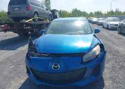 2013 MAZDA MAZDA3