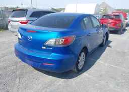 2013 MAZDA MAZDA3