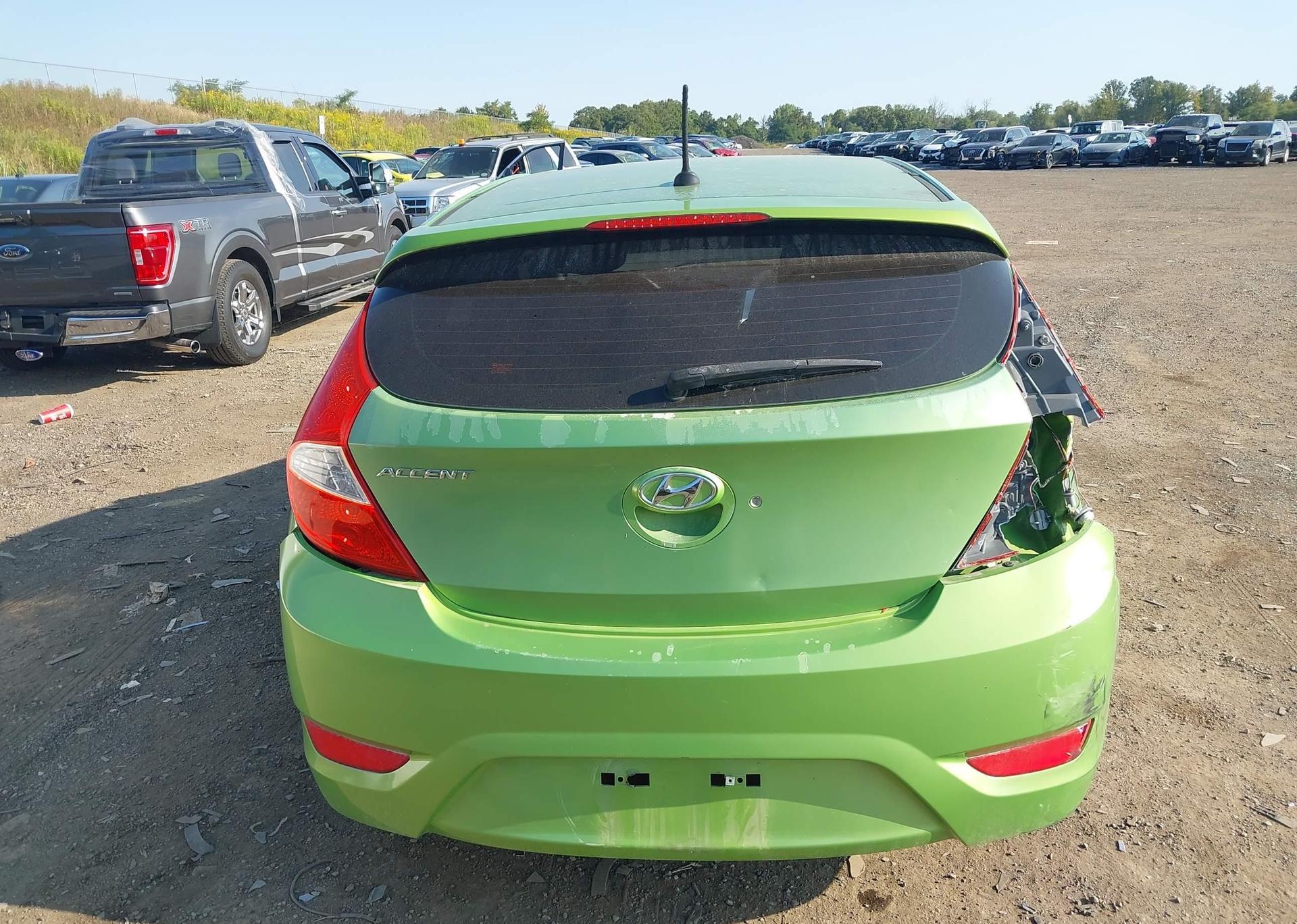 2013 HYUNDAI ACCENT GL