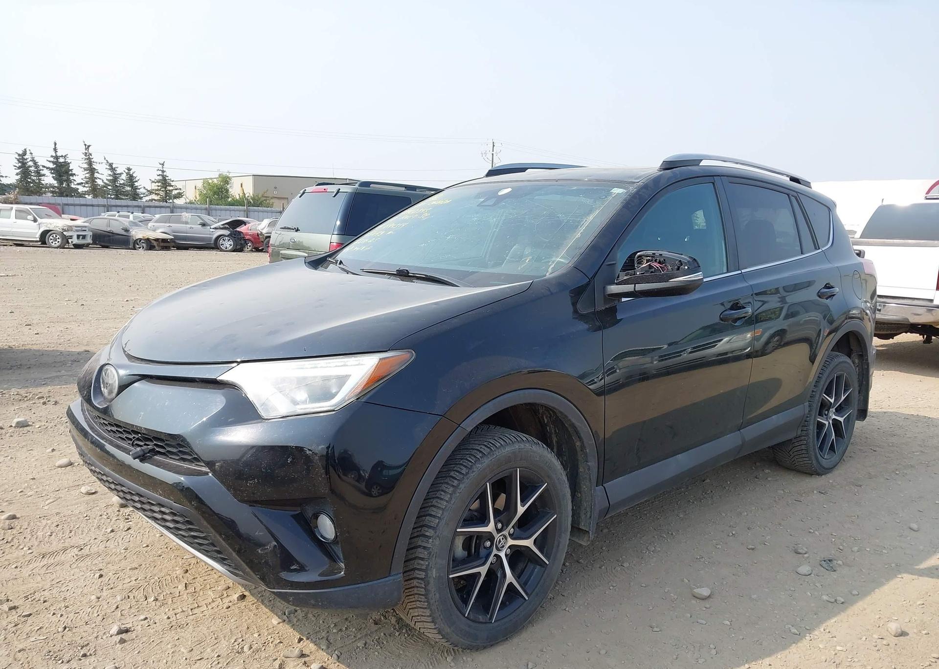 2017 TOYOTA RAV4 SE