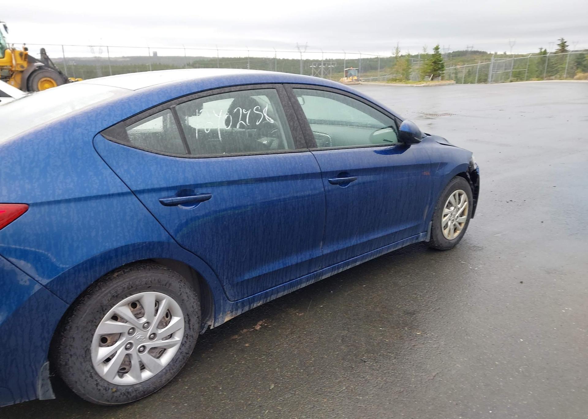2018 HYUNDAI elantra se