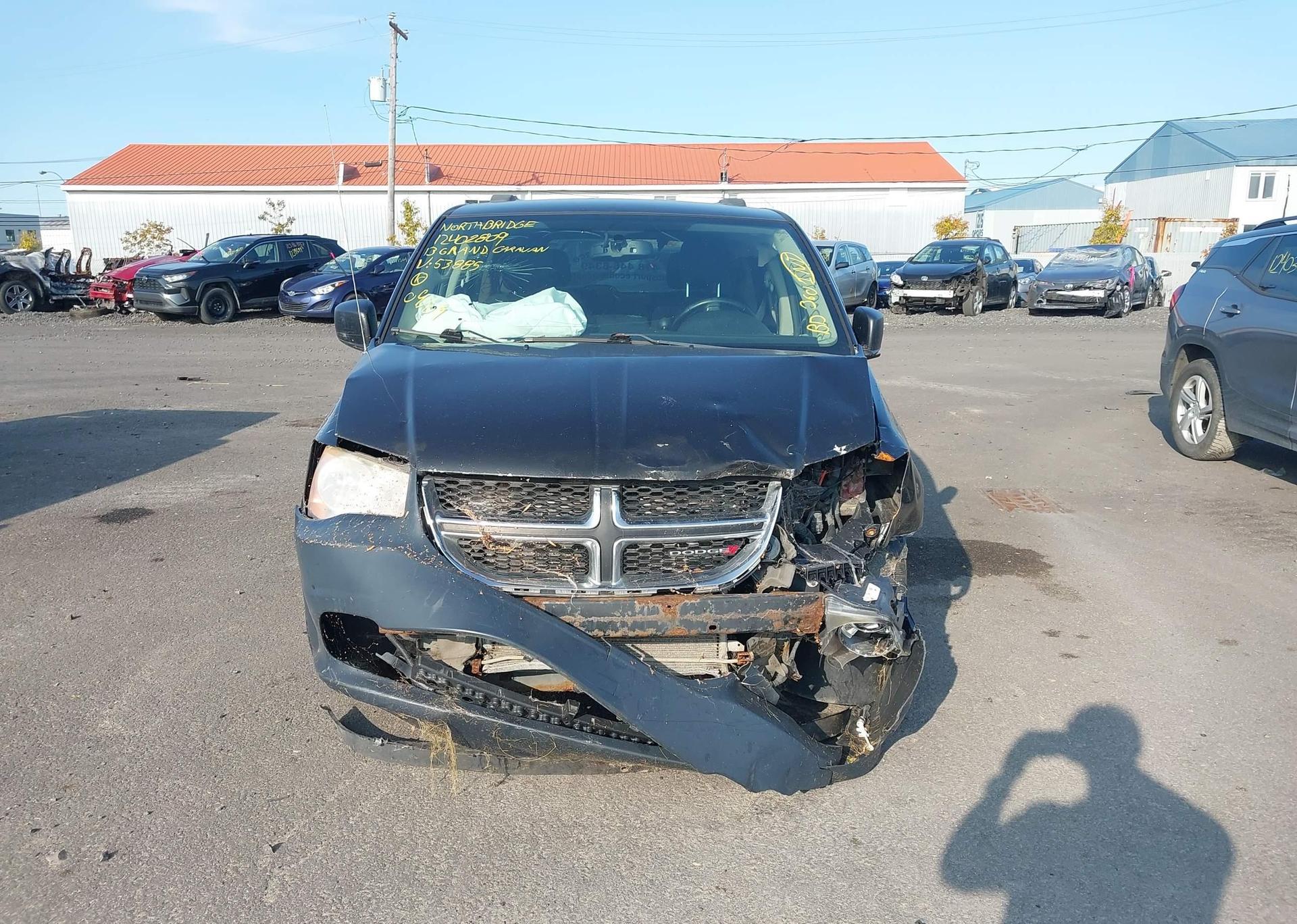 2013 DODGE GRAND CARAVAN SE