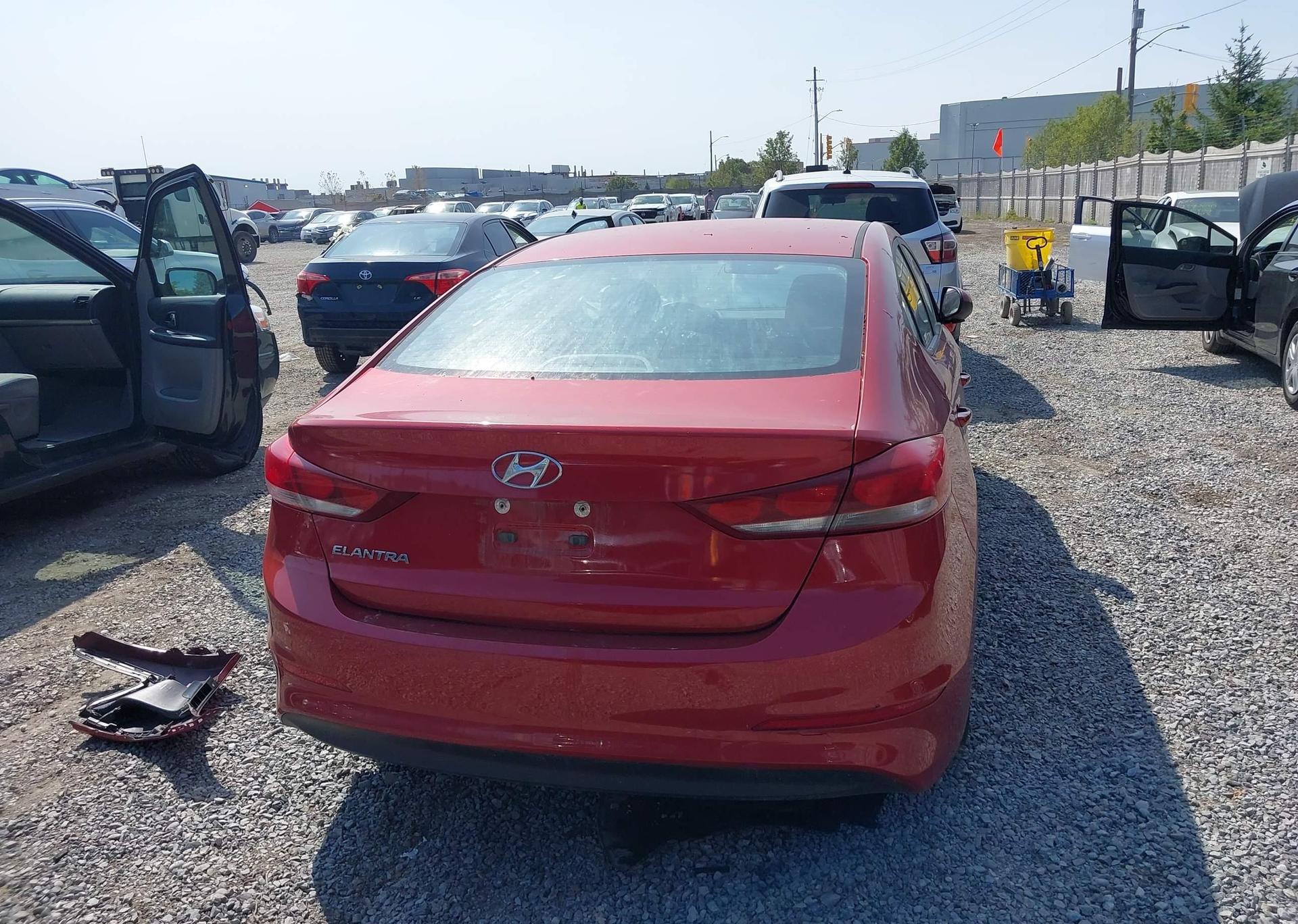 2017 HYUNDAI elantra se