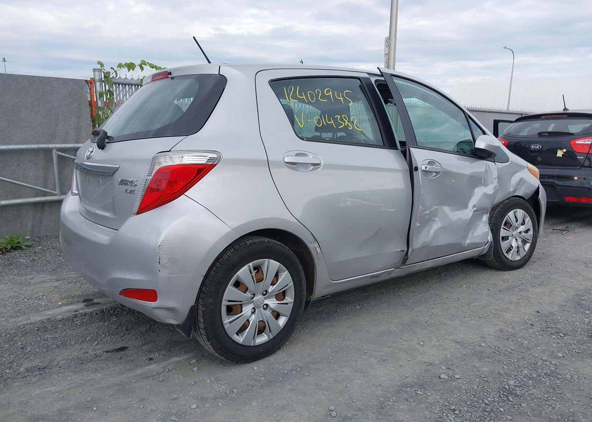 2014 TOYOTA YARIS