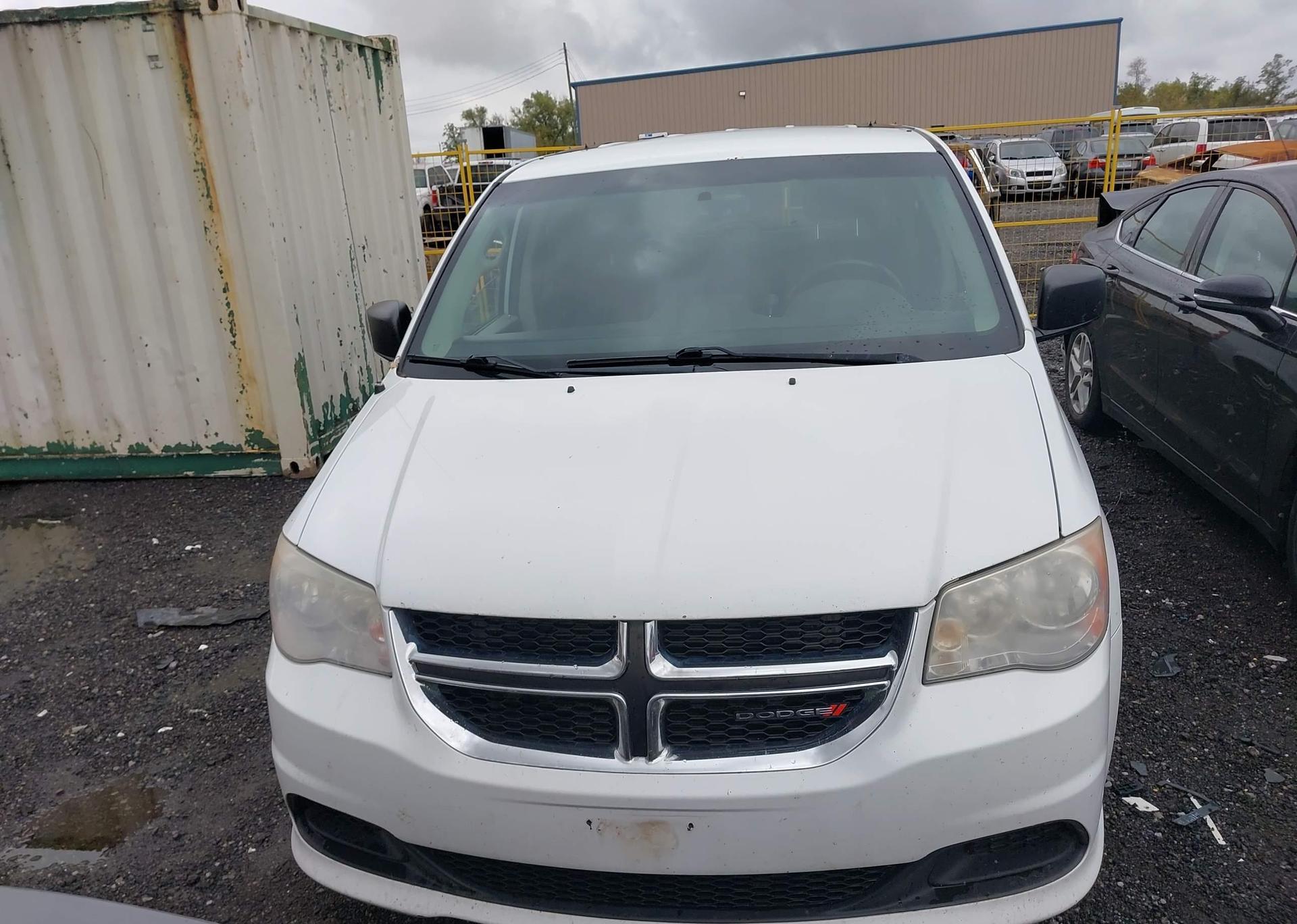 2014 DODGE GRAND CARAVAN SE