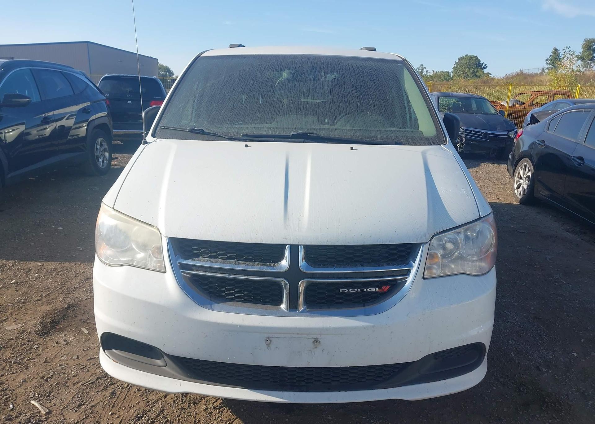 2016 DODGE GRAND CARAVAN SE