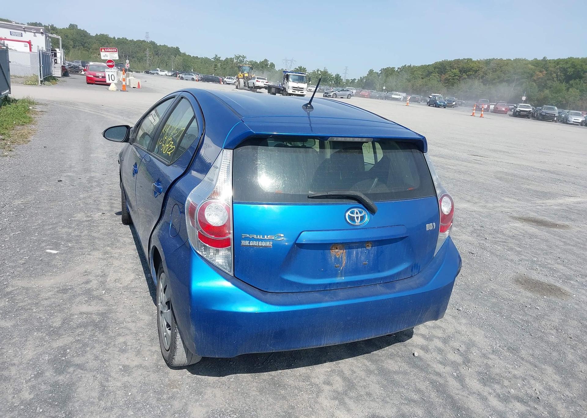 2012 TOYOTA Prius c