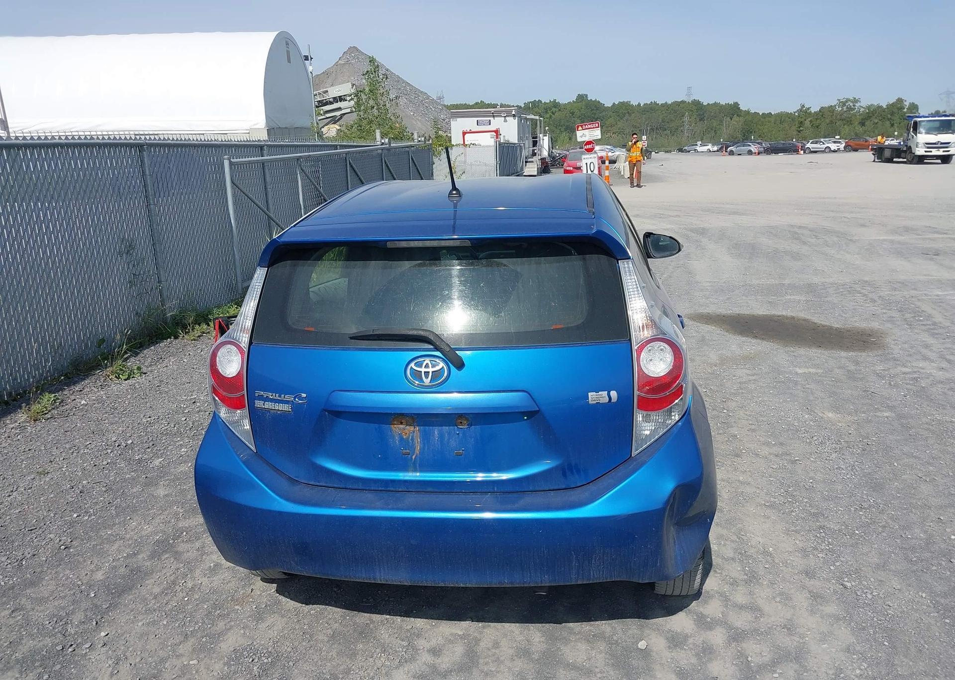 2012 TOYOTA Prius c