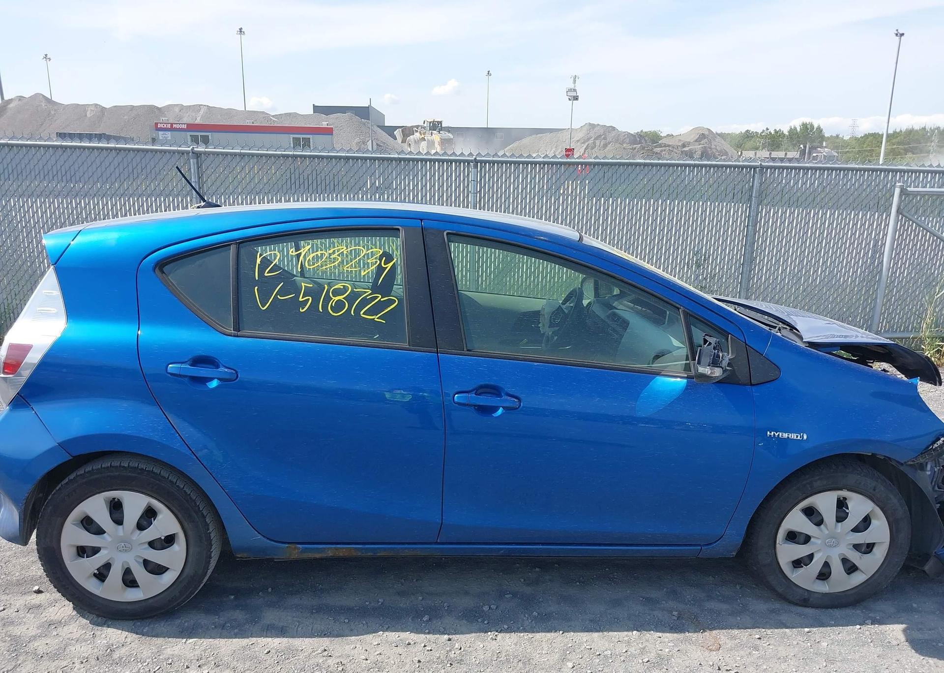 2012 TOYOTA Prius c