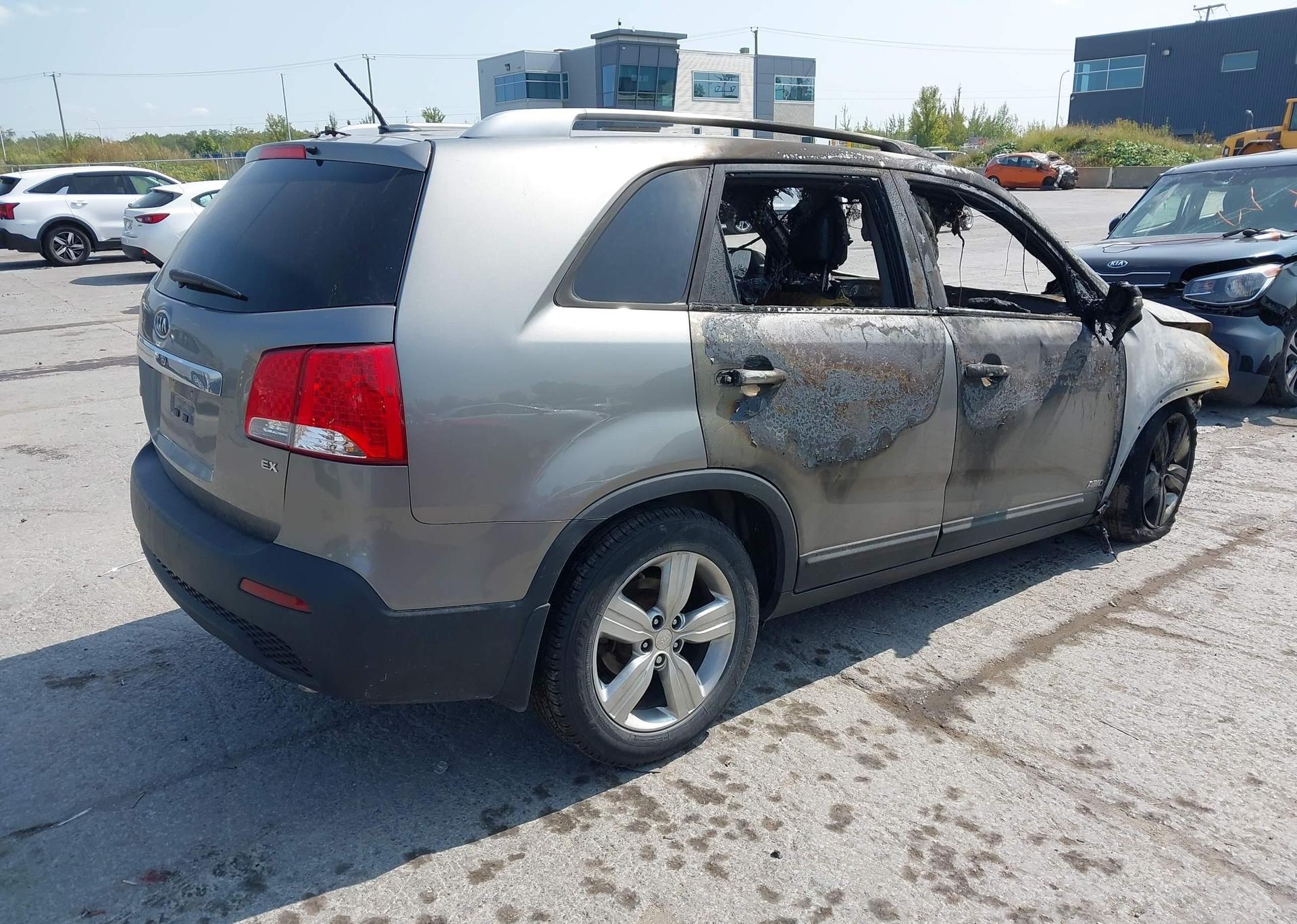 2012 KIA SORENTO EX