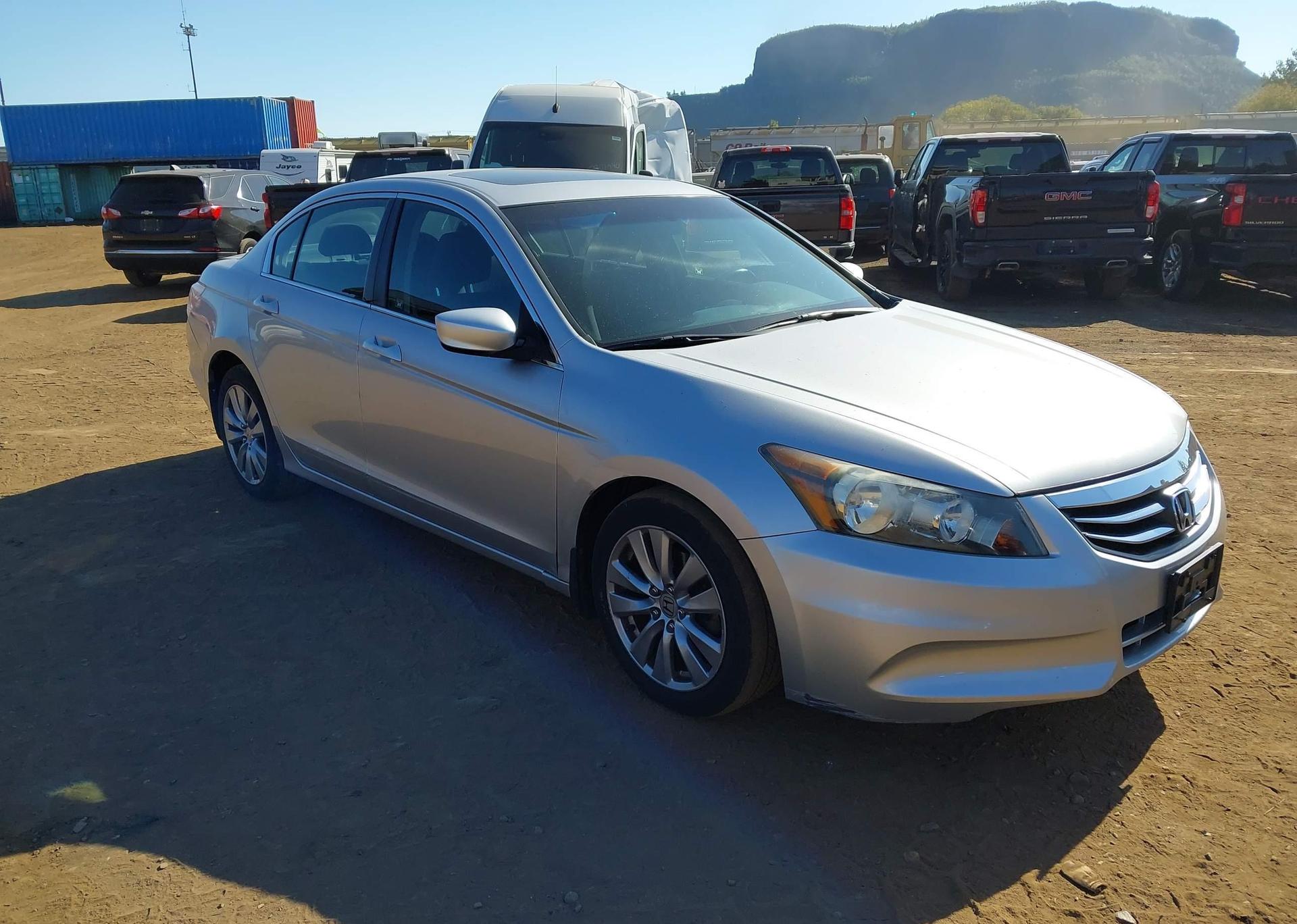 2011 HONDA ACCORD EX