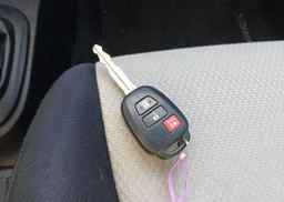 2012 TOYOTA YARIS LE