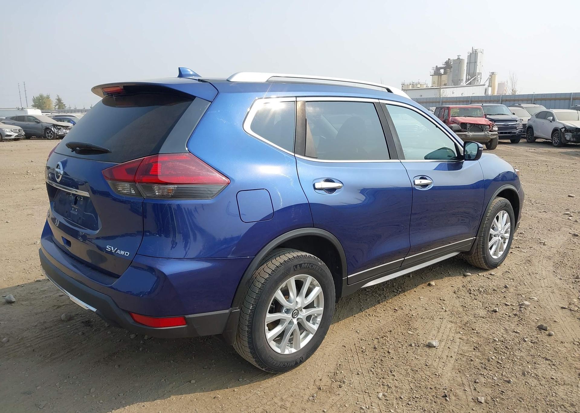 2018 NISSAN ROGUE SV