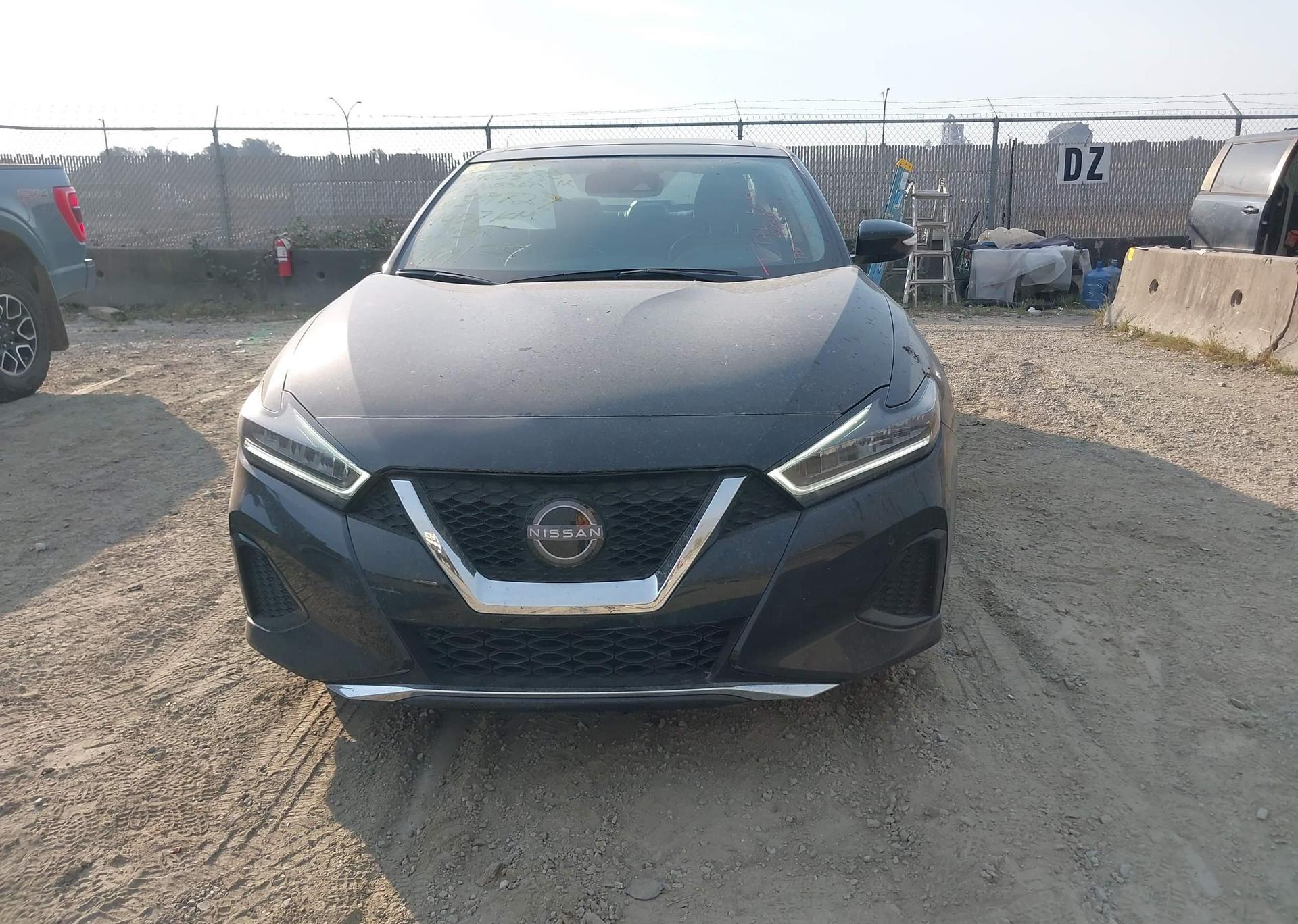 2023 NISSAN MAXIMA SL
