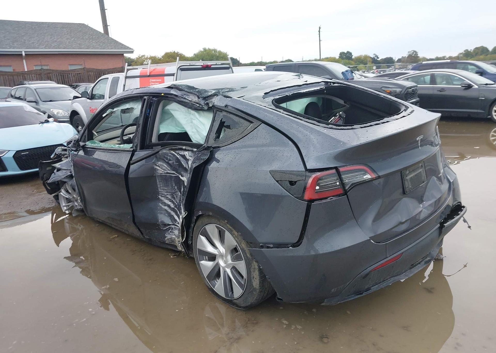 2023 TESLA MODEL Y LONG RANGE
