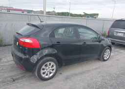 2013 KIA RIO EX