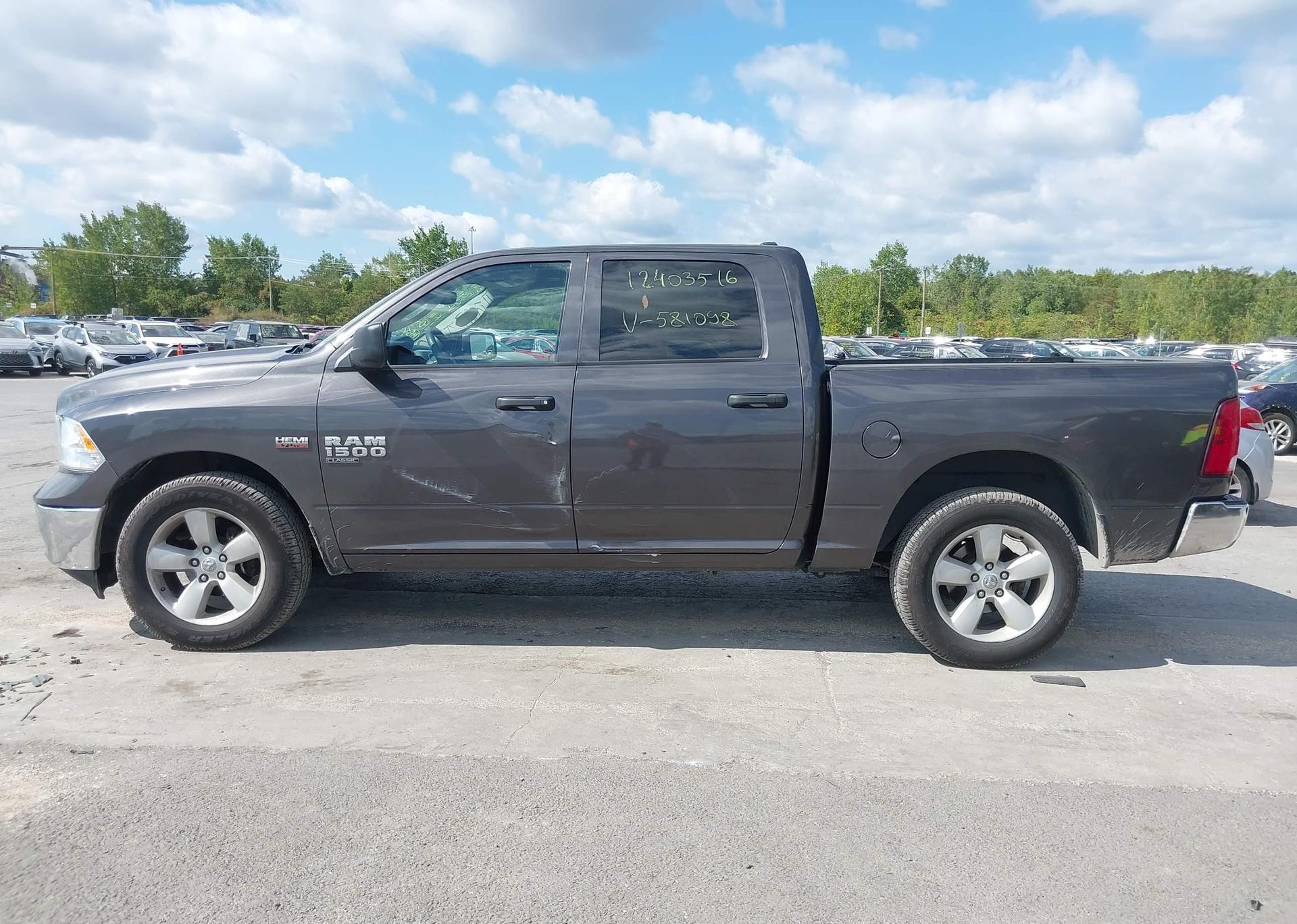 2023 RAM 1500 CLASSIC SLT