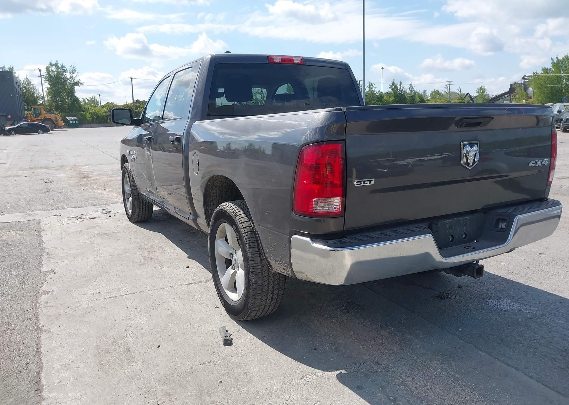 2023 RAM 1500 CLASSIC SLT