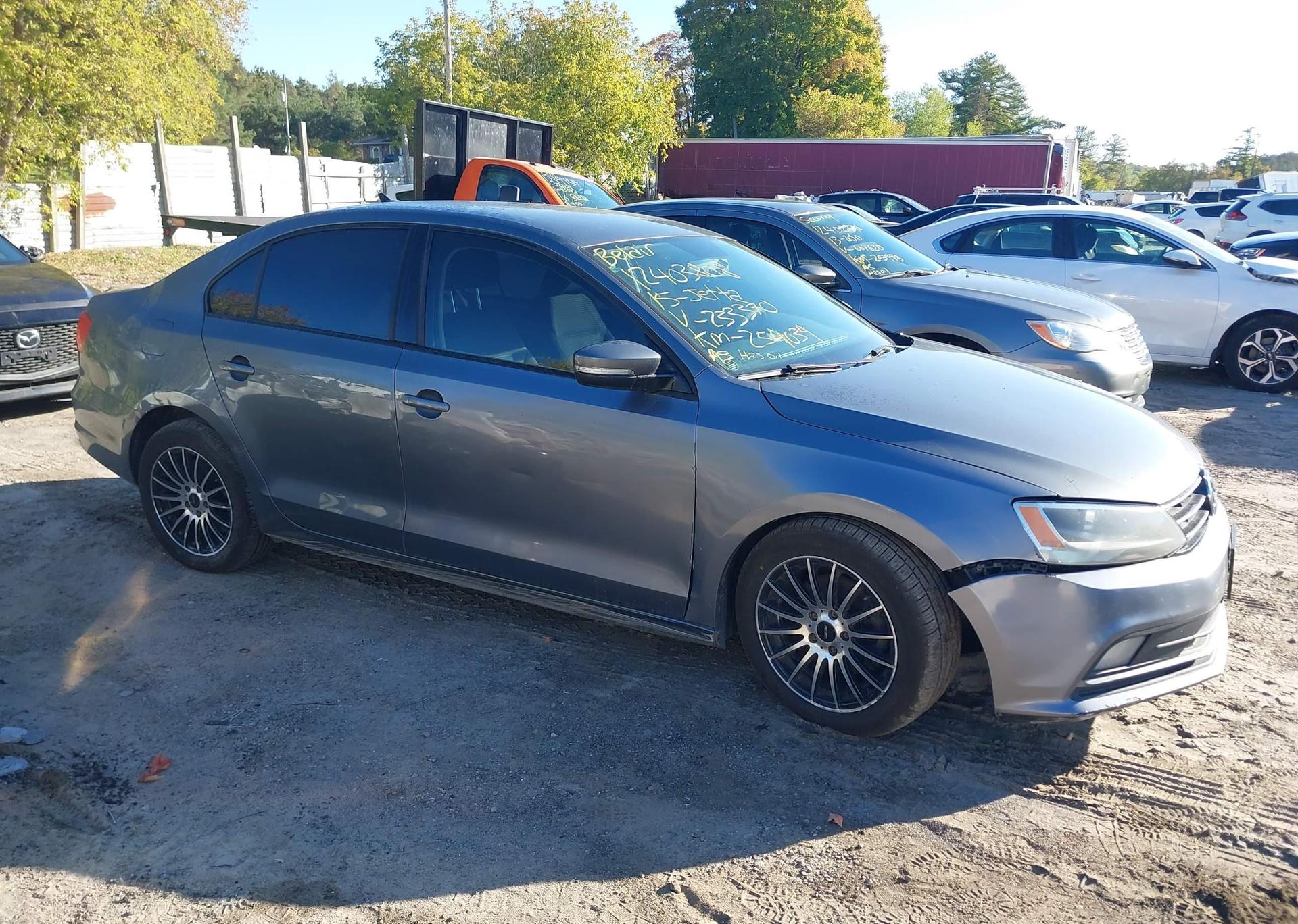 2015 VOLKSWAGEN JETTA