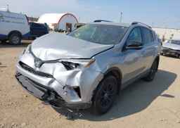 2018 TOYOTA RAV4 SE