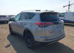 2018 TOYOTA RAV4 SE