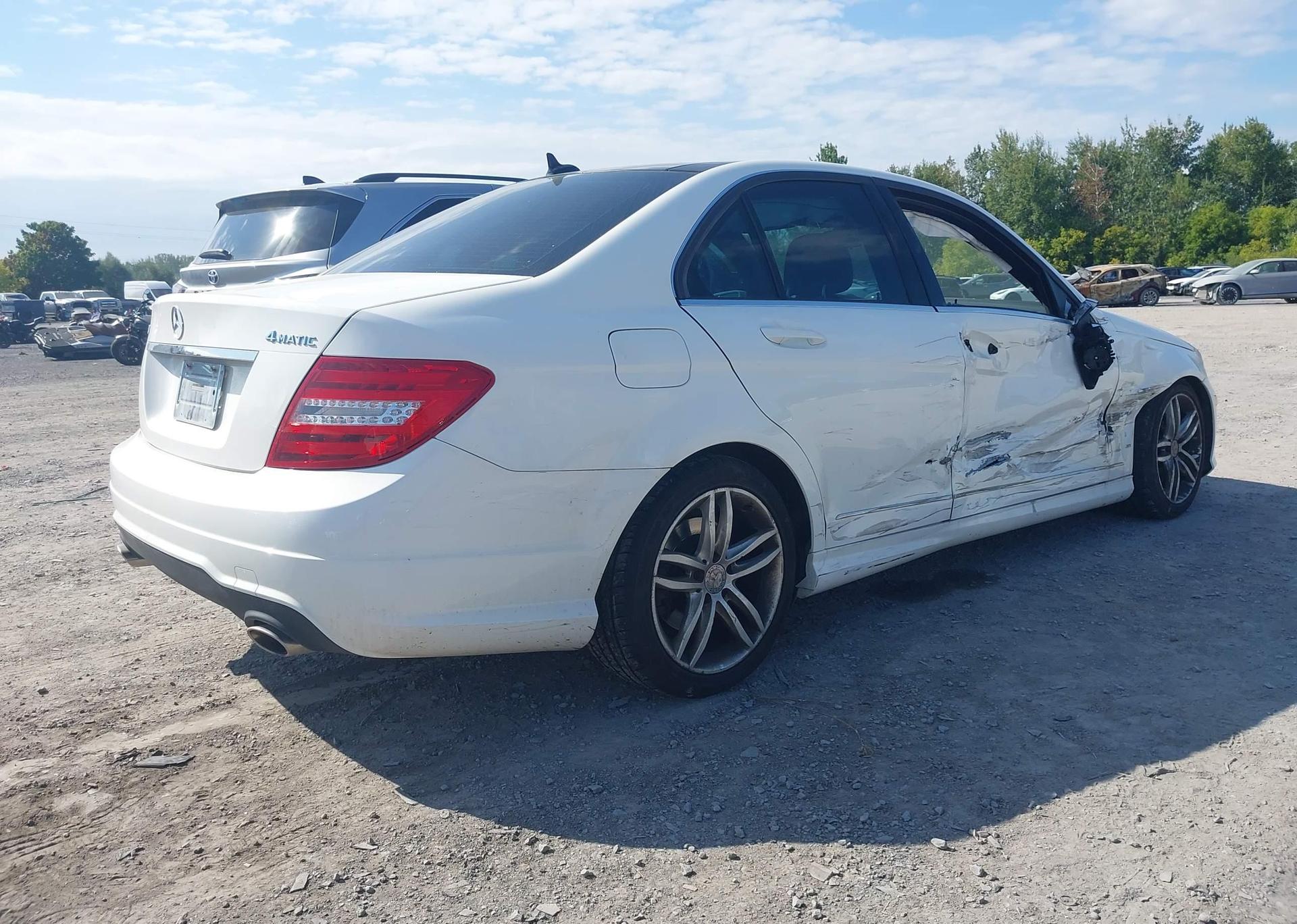 2014 MERCEDES-BENZ C 300 4MATIC