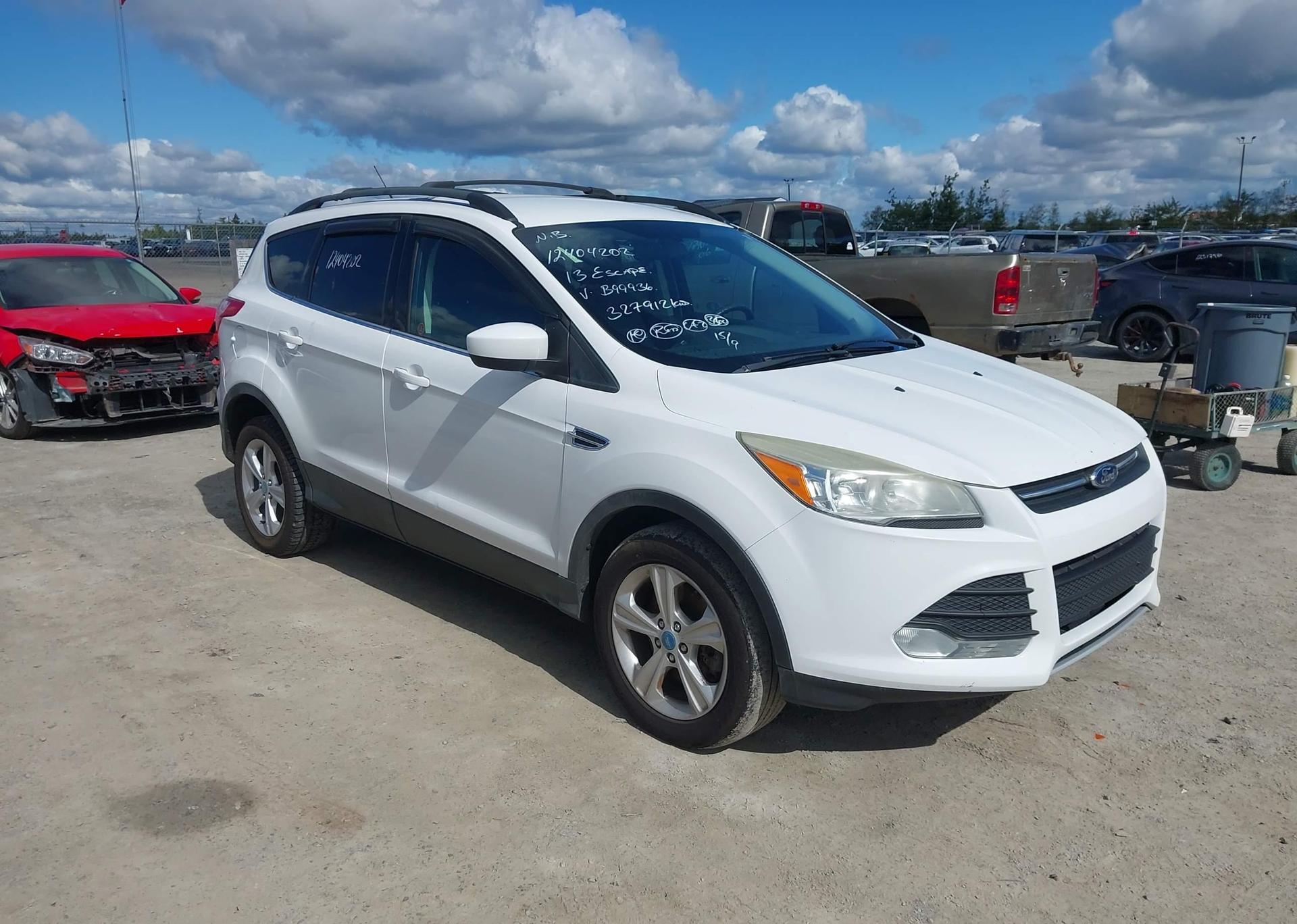2013 FORD ESCAPE SE