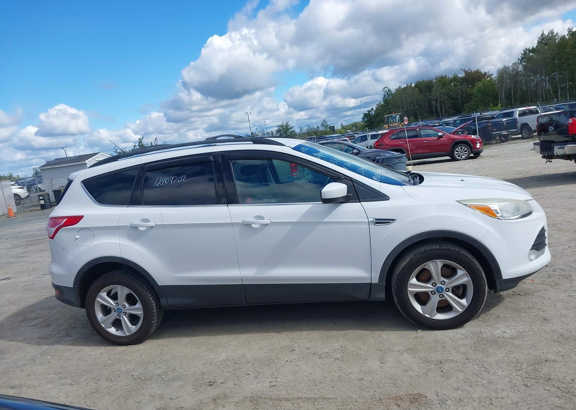 2013 FORD ESCAPE SE