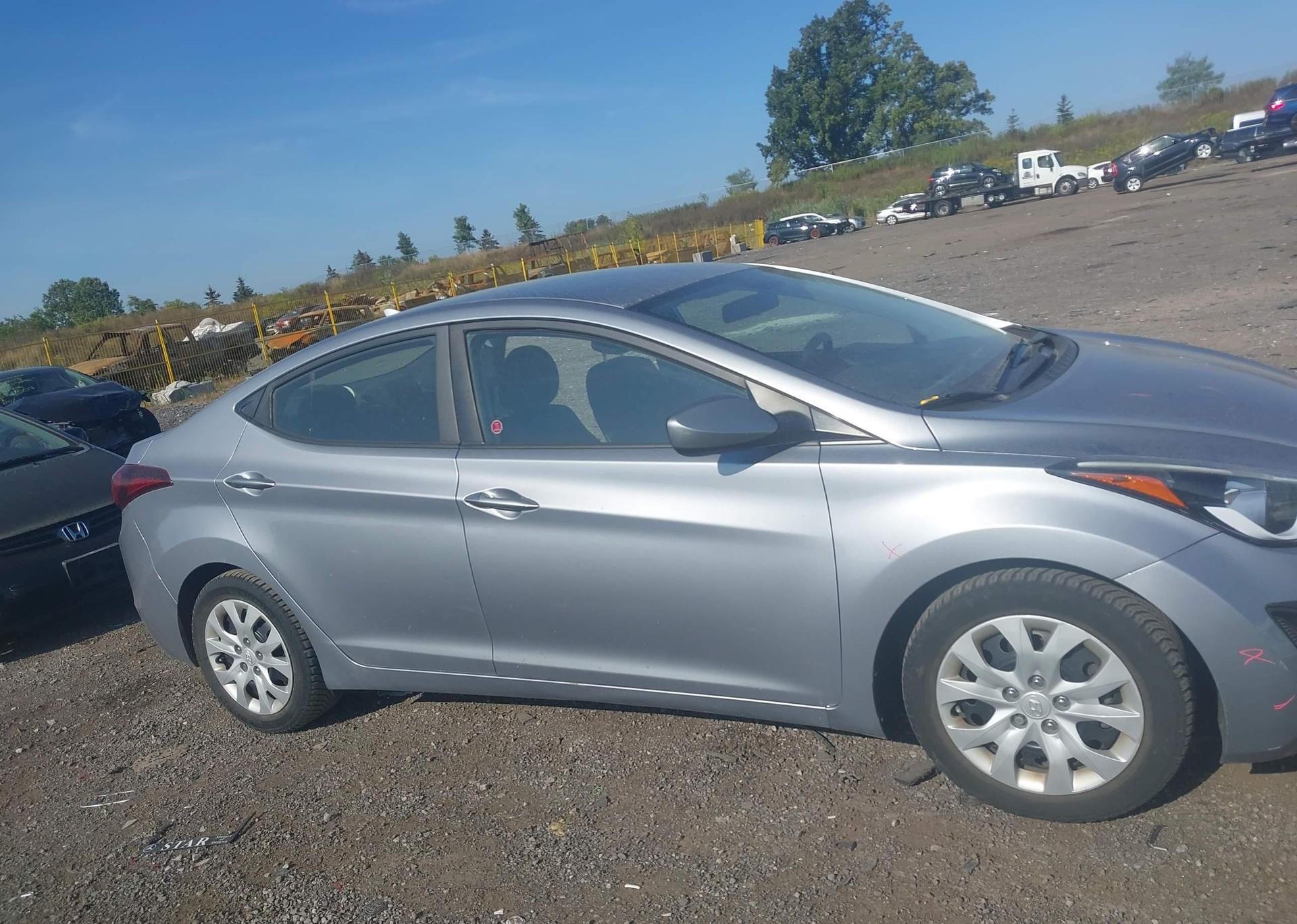 2015 HYUNDAI ELANTRA GL