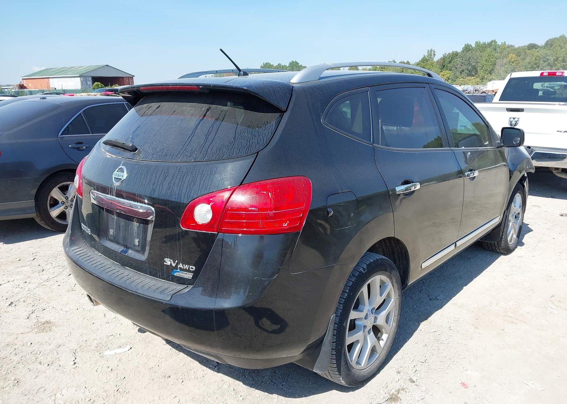 2012 NISSAN ROGUE SV