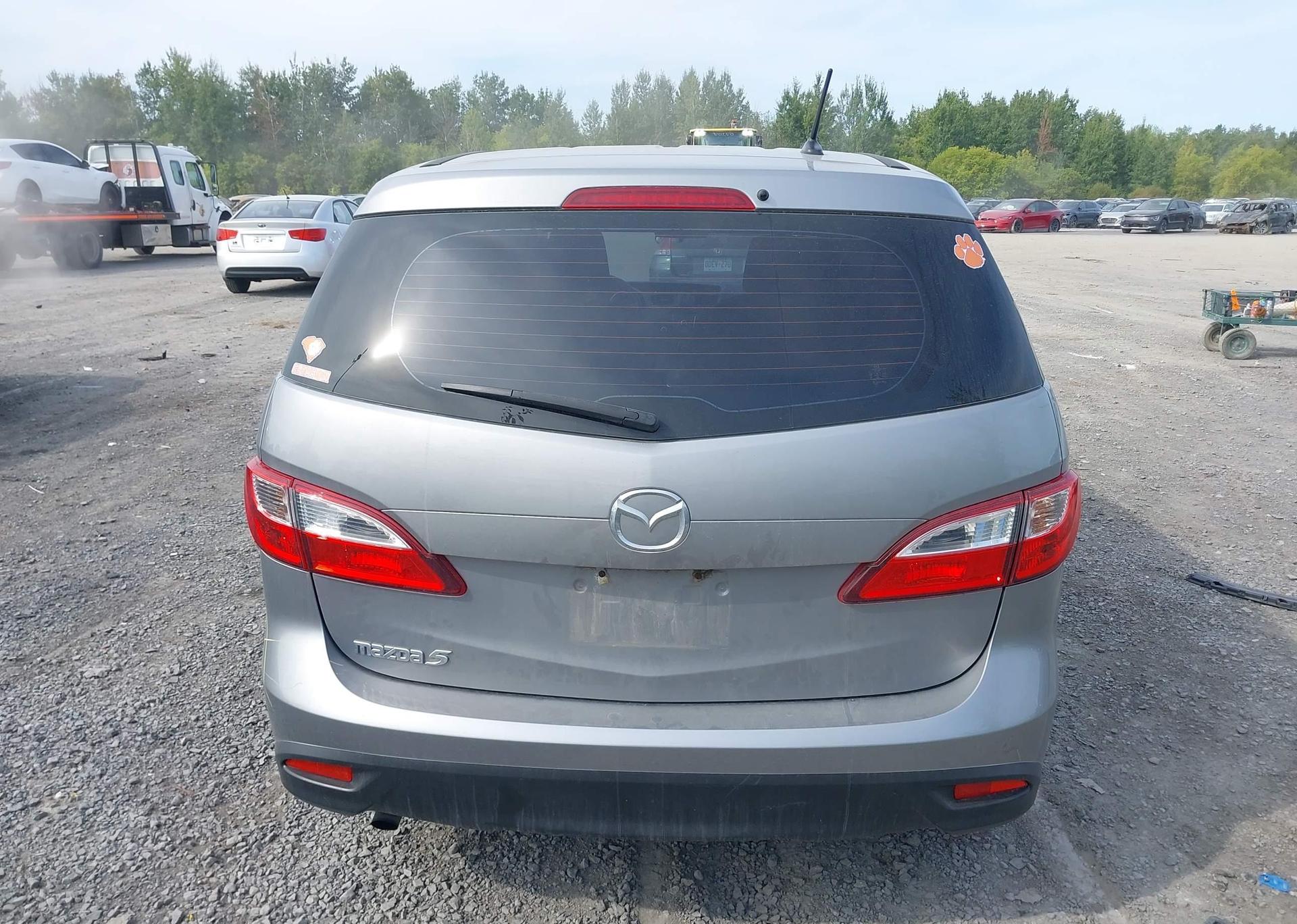 2016 MAZDA MAZDA5 GS