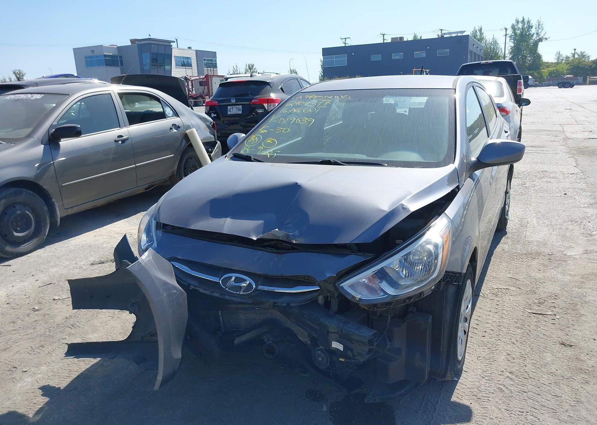 2016 HYUNDAI ACCENT SE