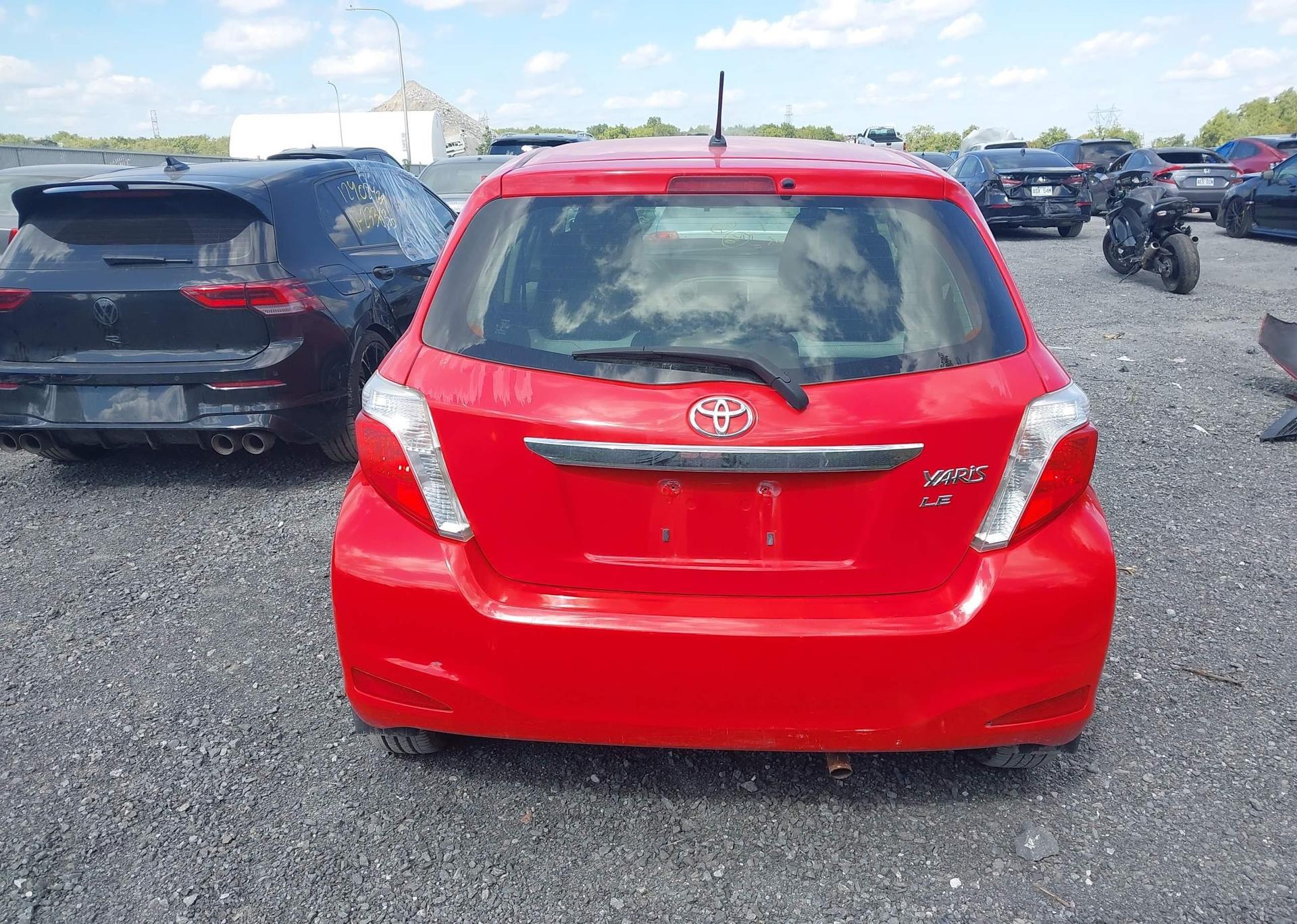 2012 TOYOTA YARIS