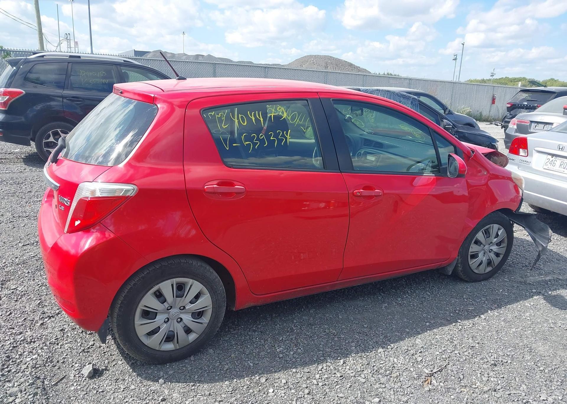 2012 TOYOTA YARIS