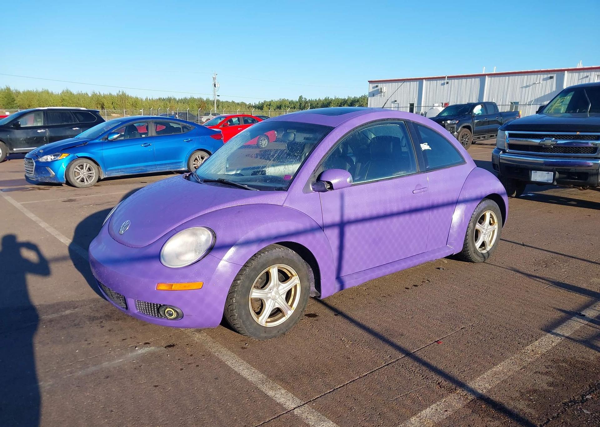 2006 VOLKSWAGEN NEW BEETLE 2.5L LUXURY