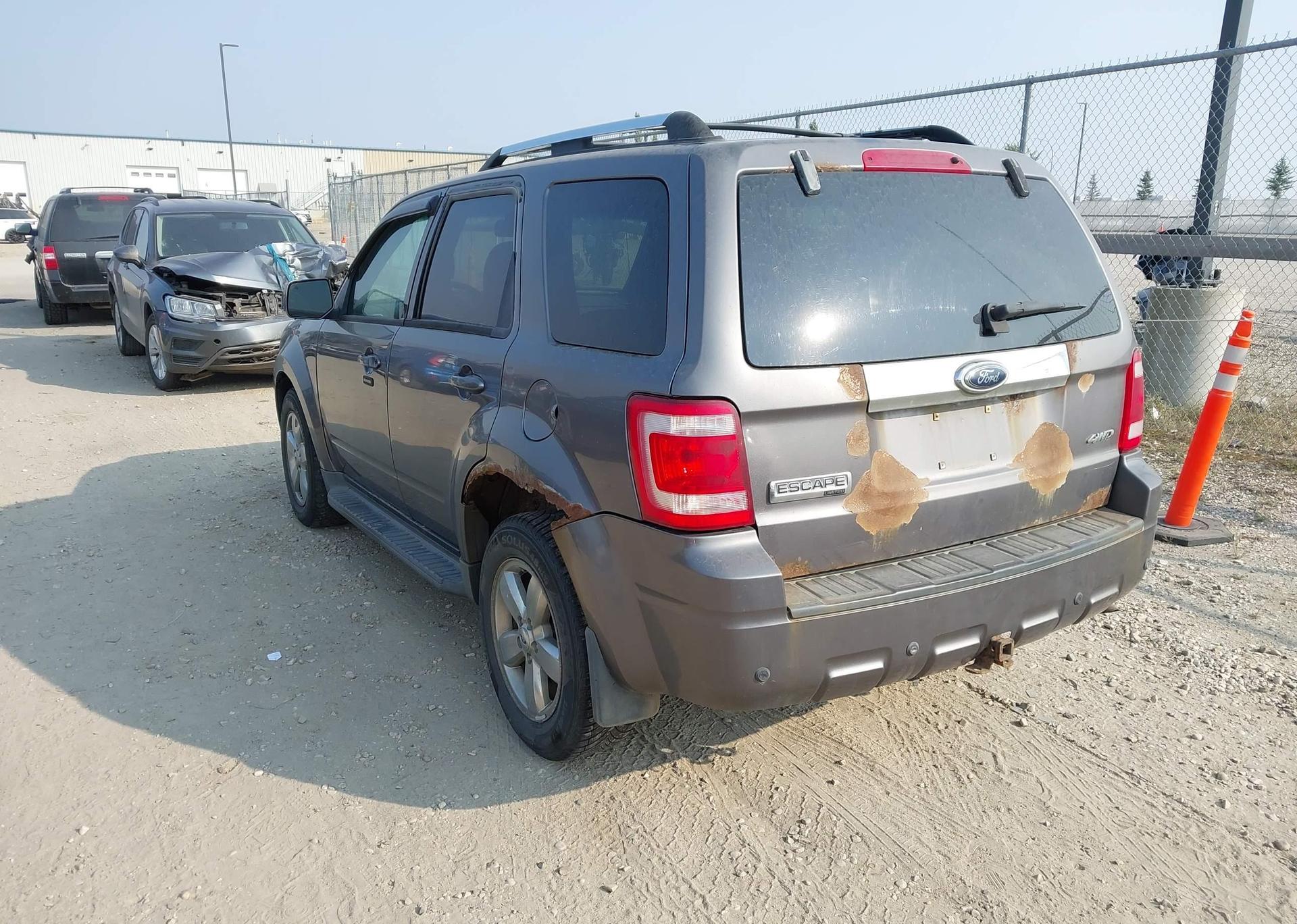 2009 FORD ESCAPE LIMITED
