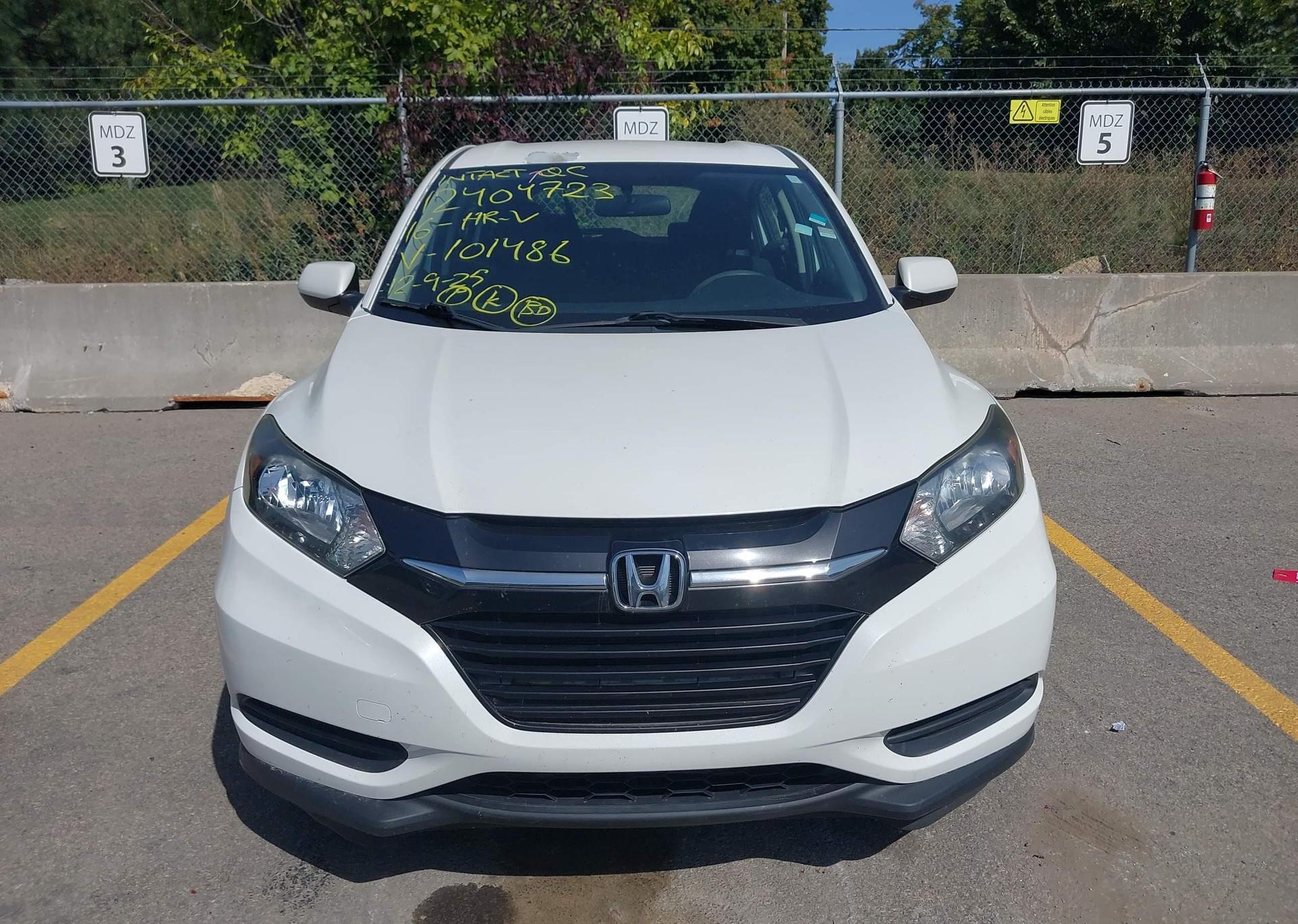 2016 HONDA HR-V LX