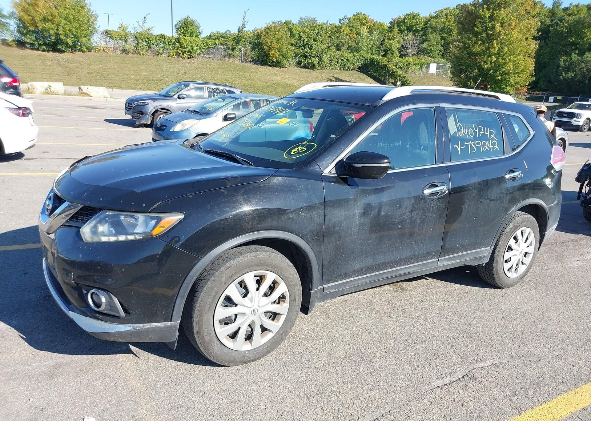 2015 NISSAN ROGUE S