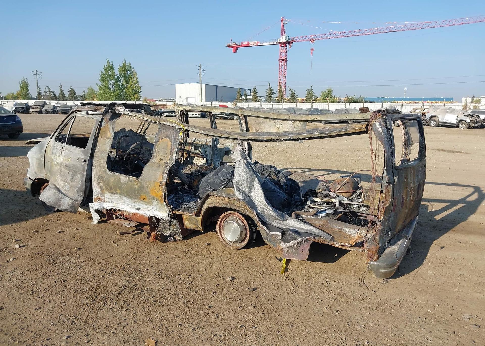 1995 DODGE RAM VAN B3500