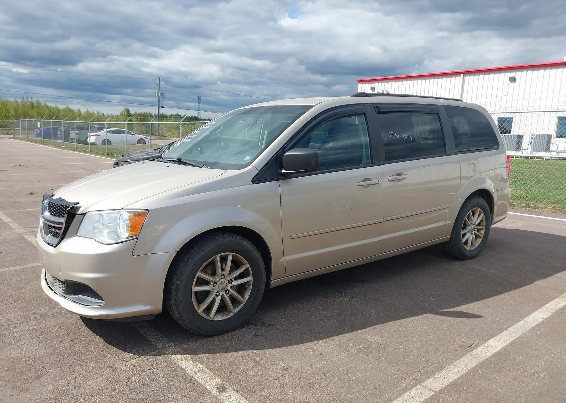 2015 DODGE GRAND CARAVAN SE