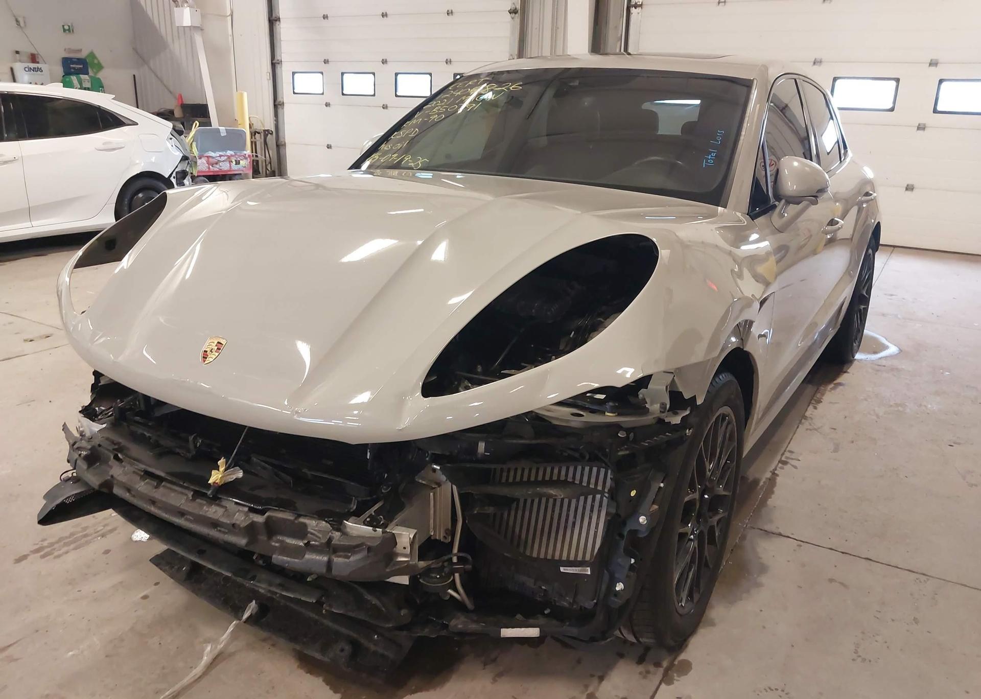 2021 PORSCHE MACAN GTS