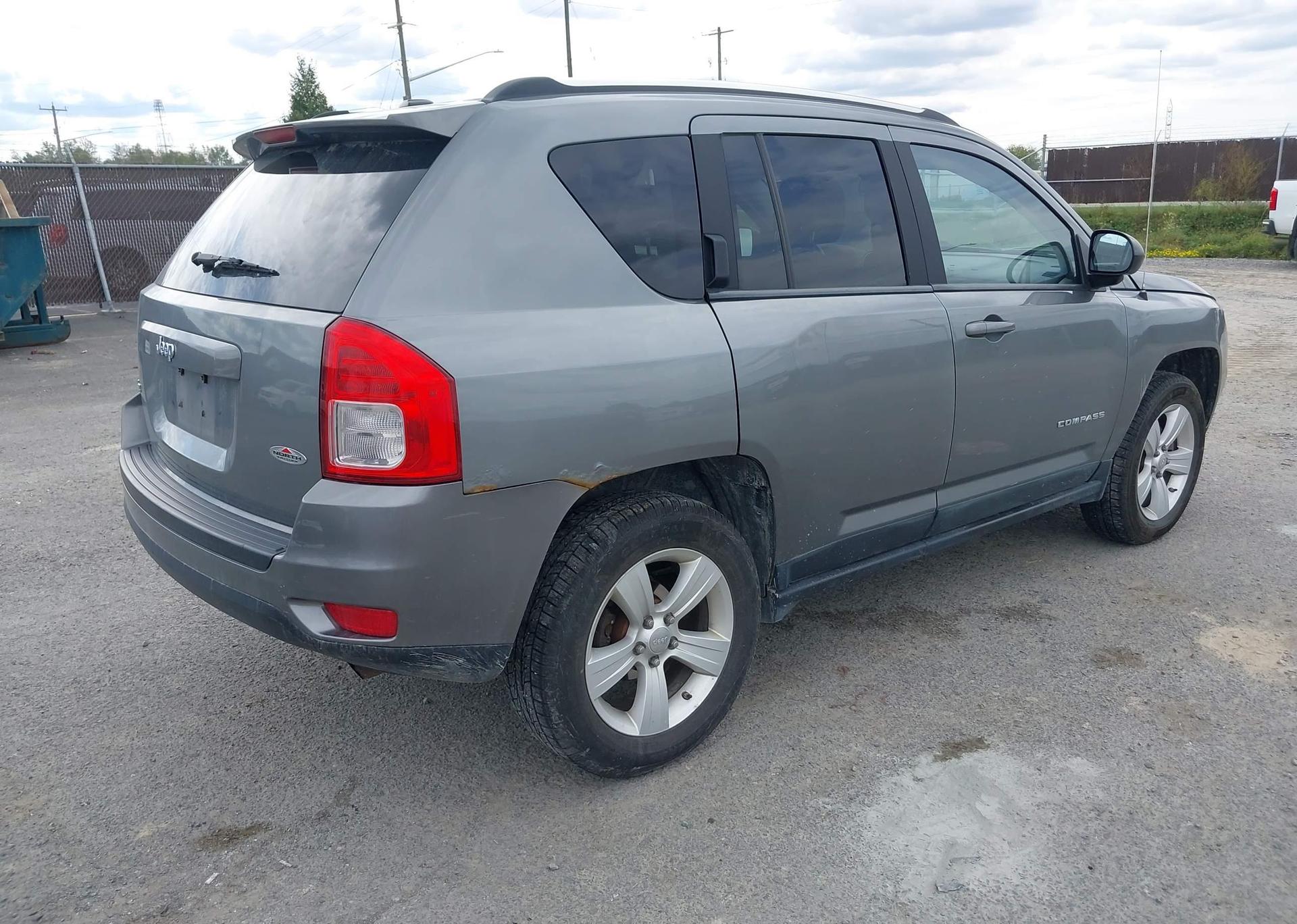 2011 JEEP COMPASS SPORT