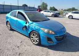 2011 MAZDA 3 S