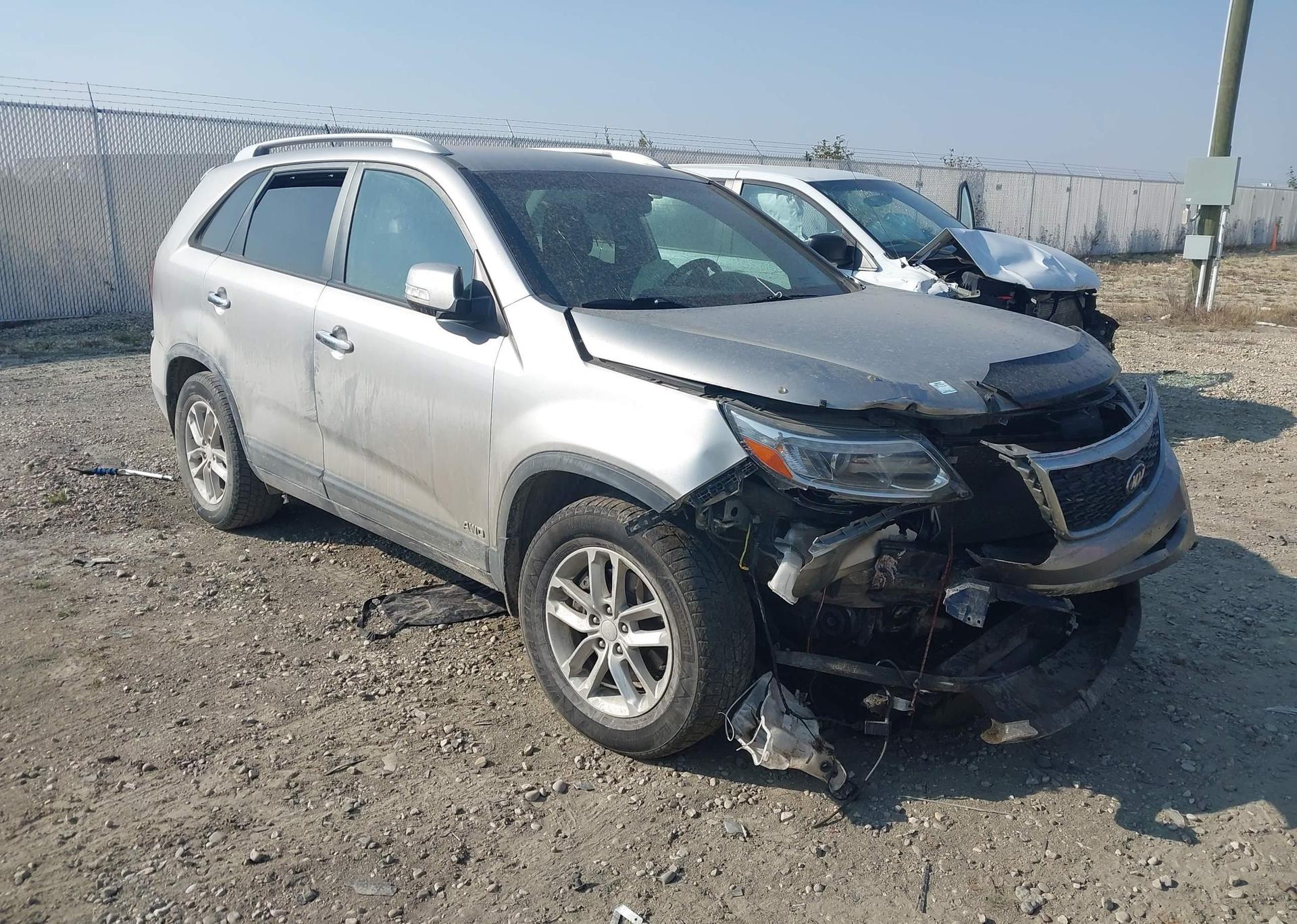 2015 KIA SORENTO LX