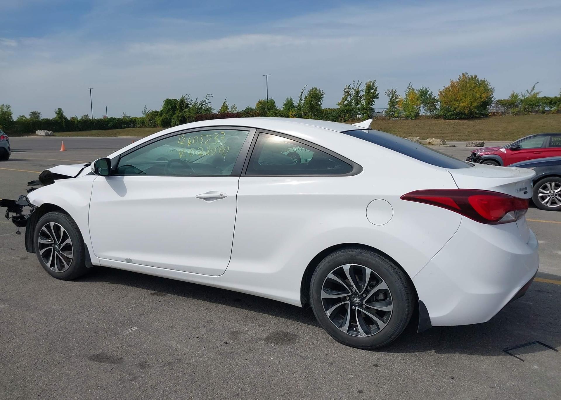 2014 HYUNDAI ELANTRA GLS