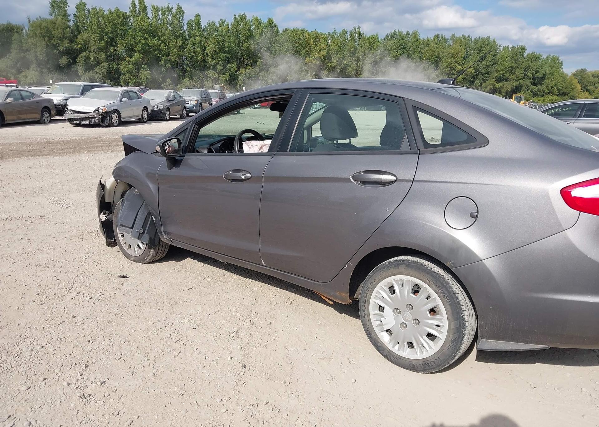 2014 FORD FIESTA SE
