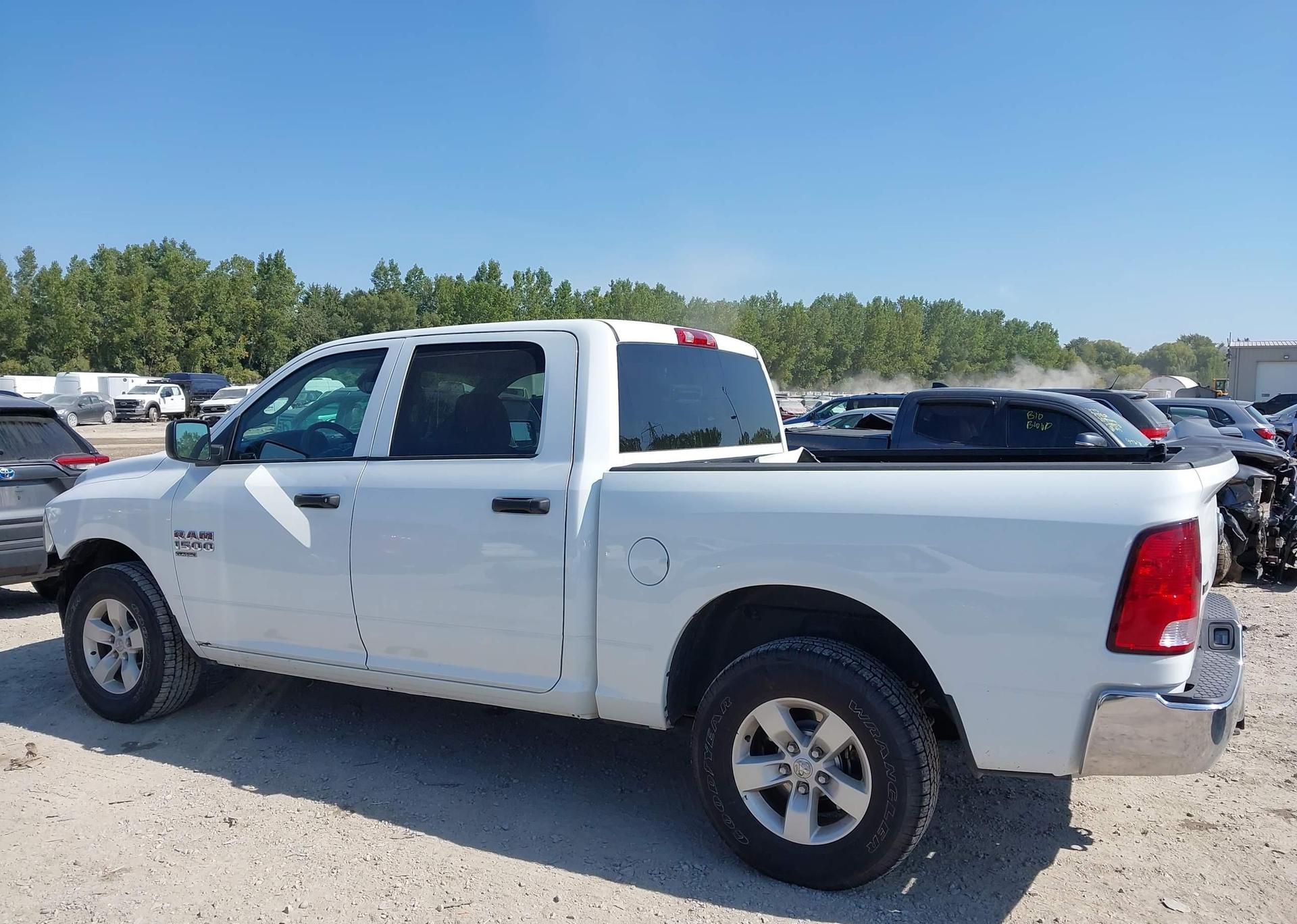 2023 RAM 1500 CLASSIC SLT