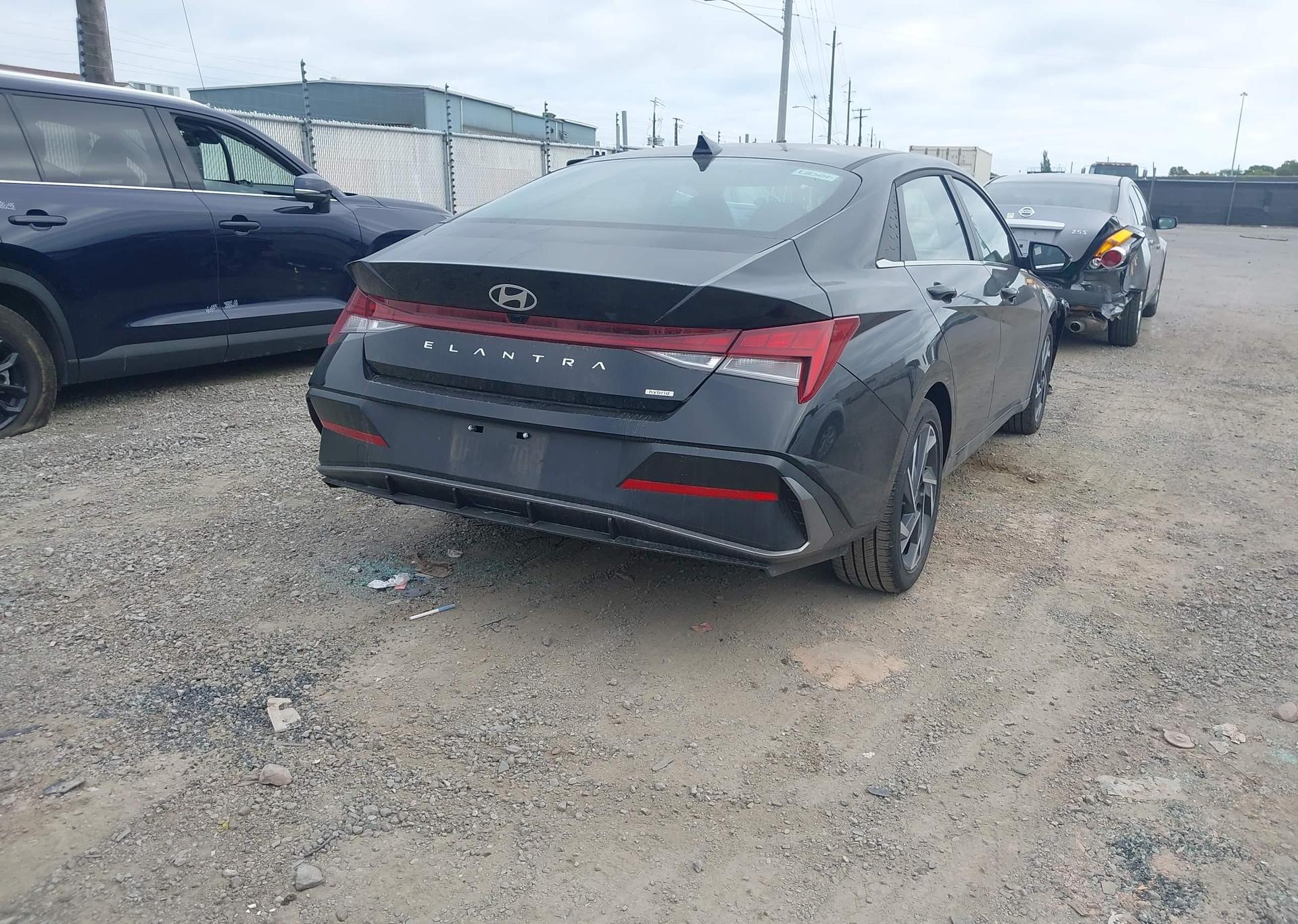 2025 HYUNDAI ELANTRA HYBRID LUXURY